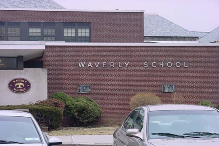 Intruder Tries To Enter School In Westchester