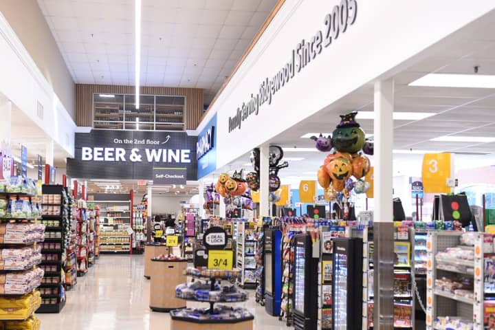 Stop & Shop Unveils Remodeled Bergen County Store