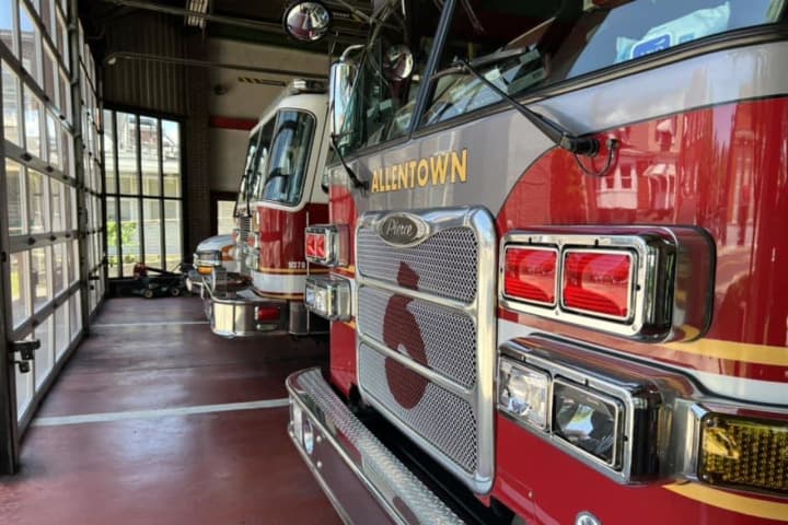 Firemen Battle Two-Alarm Blaze In Allentown