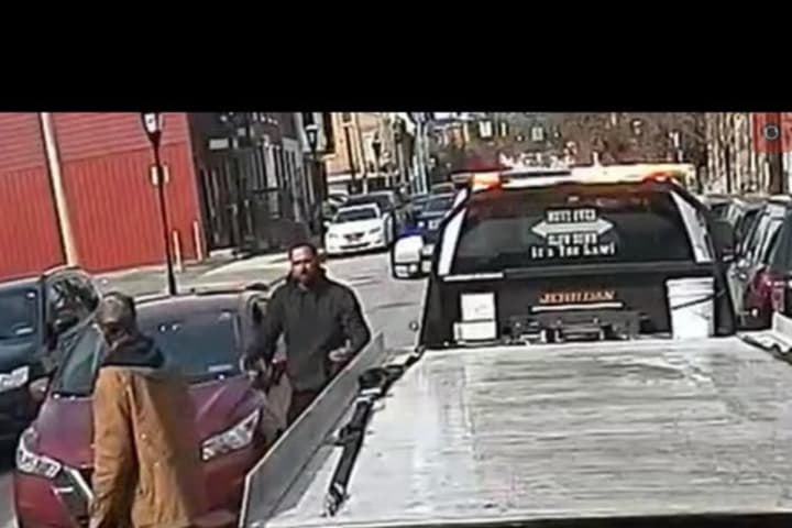 Assault Of Tow Truck Driver Caught On Dashcam In PA (VIDEO)