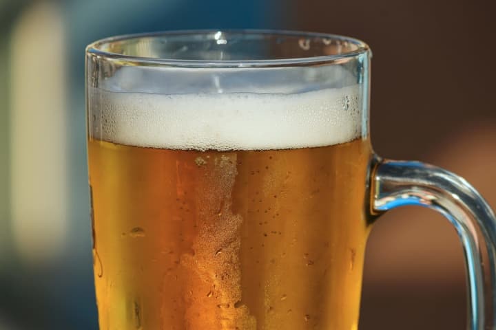 New Niskayuna Restaurant Draws Comparisons To 'Cheers'