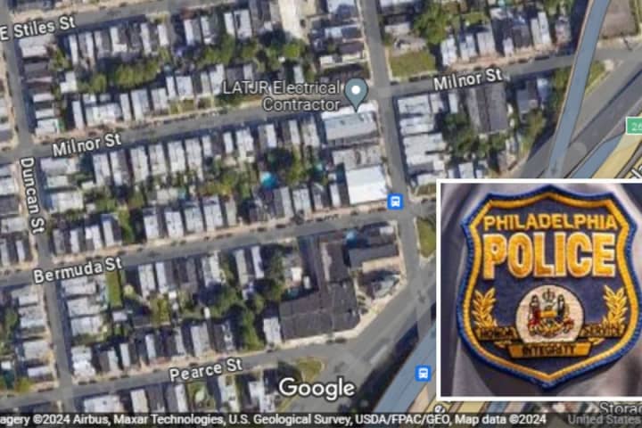 Man Shot Getting Out Of Car With Kids Inside: Philadelphia Police