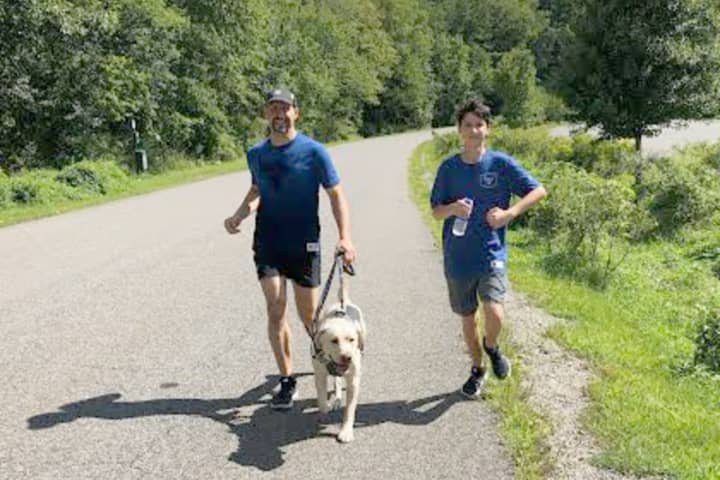 Run A Marathon Blind? Guiding Eyes Running Guide Dogs Make It Possible