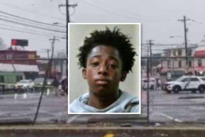 Final Suspect In SEPTA Bus Stop Shooting 'Armed And Dangerous,' Marshals Warn
