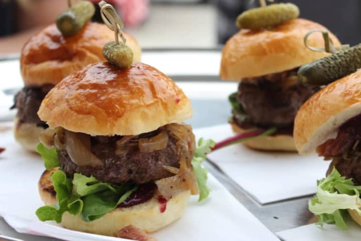 These Dutchess Eateries Rank High For Best Burgers In Upstate NY