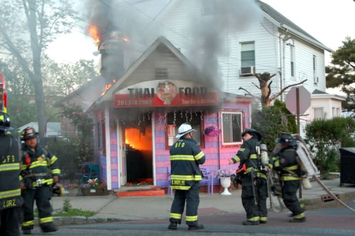 Fire Blows Through Roof Of Bergenfield Restaurant
