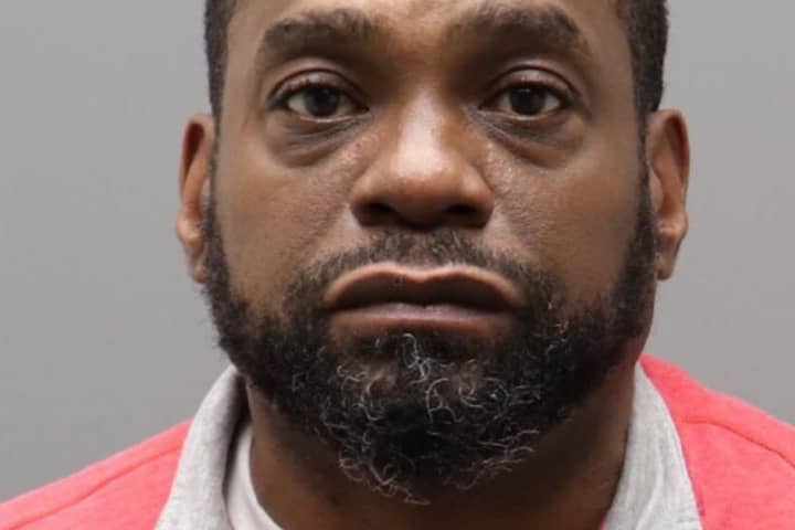 Police: Philadelphia Man Who Stole Wallet From Restaurant Customer, Spent $1,500 Surrenders