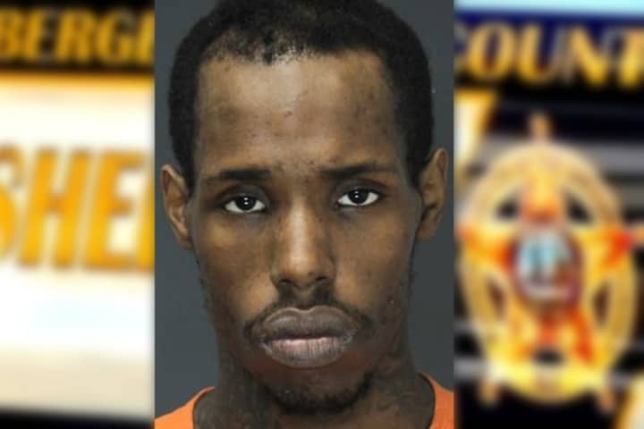 Police: Ex-Con Wanted For Shooting Pregnant GF Captured After NJ Carjacking