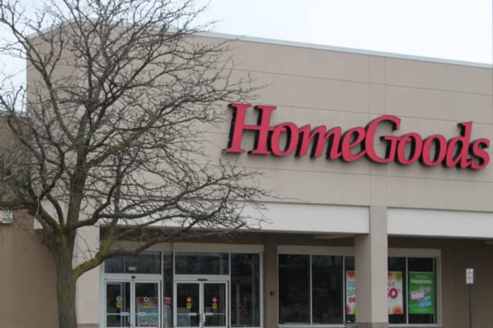 HomeGoods Announces Opening Date Of Shelton Store