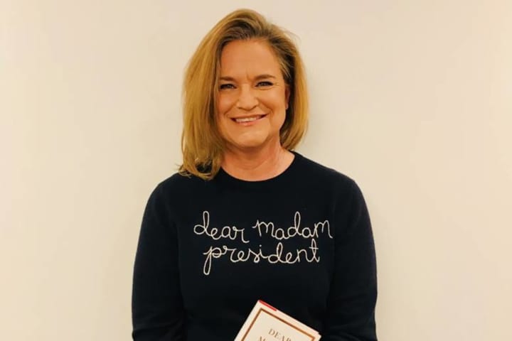 White House Insider Makes Book-Signing Visit To Scarsdale