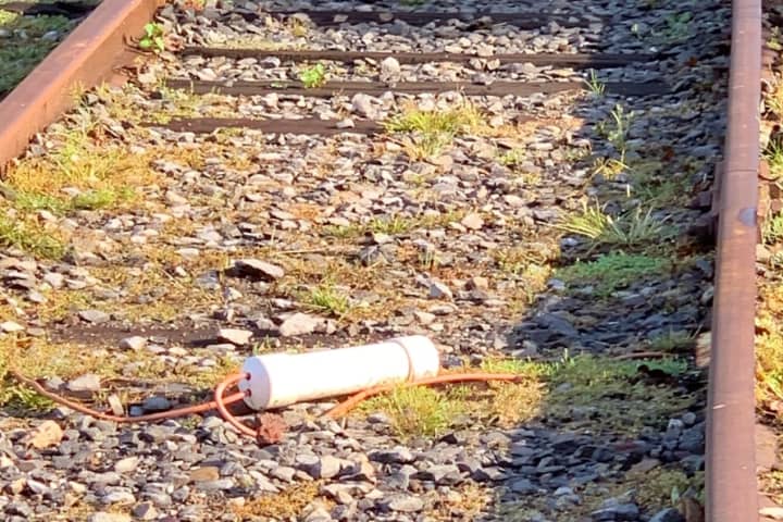 Suspected Pipe Bomb Found On Tenafly RR Tracks Stops Traffic, Turns Out Harmless