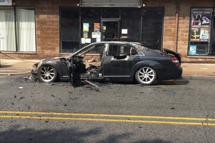 PHOTOS: No One Hurt In Hawthorne Sedan Explosion