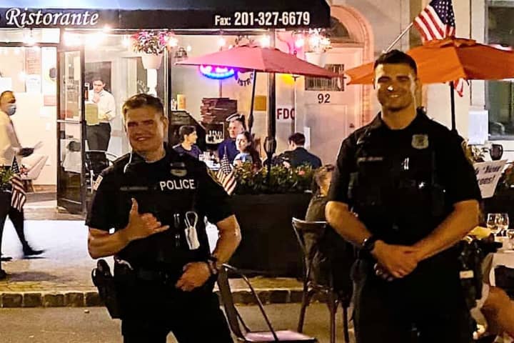 HEROES: Police Officers Revive Lifeless Diner At Allendale Restaurant