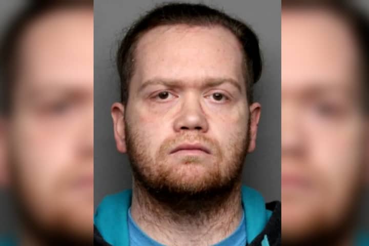 NJ Child Porn Collector Gets 10 Years Without Parole In Fed Pen