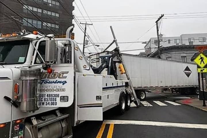 Tractor-Trailer Topples Street Light At Busy Fort Lee Intersection