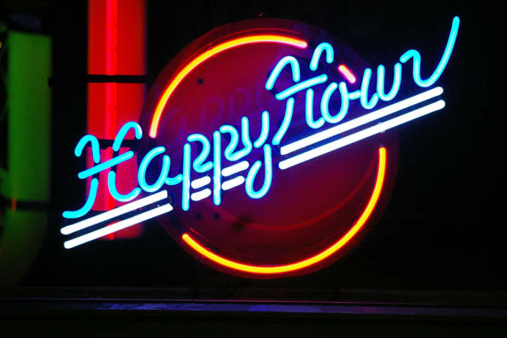 Here Are Five Hot Spots For Happy Hour In Nassau County