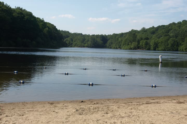Unresponsive Swimmer Dies After Being Pulled From Lake In Fairfield