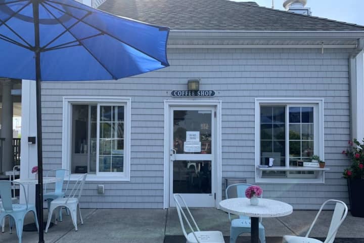 Waterfront Cafe With Great Views Serves Up Fun, Inventive Food In Norwalk