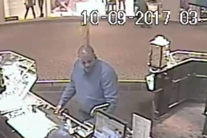 Norwalk Police Seek Suspect Who Used Stolen Credit Cards To Buy Jewelry