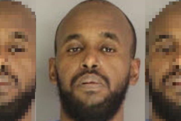 Somalian Who Threatened Presidential Assassinations Bit PA Corrections Officer: Authorities