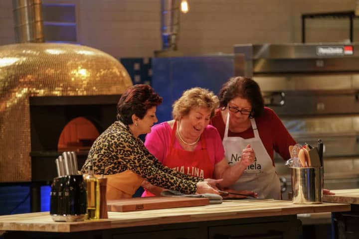 'Best In Dough': CT Woman To Appear On Hulu's New Pizza Competition Show