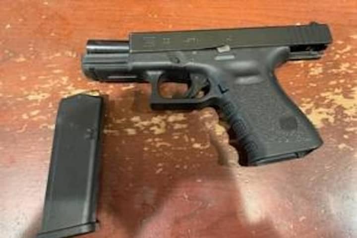 Town Of Fairfield Man Tries To Bring Loaded Gun On Plane, Authorities Say