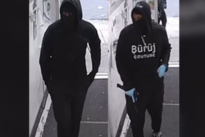 Suspects Sought In Gunpoint Robbery At Philly Corner Store: Police (VIDEO)