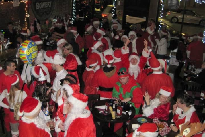 Metro-North Issues 24-Hour Ban On Alcohol During SantaCon
