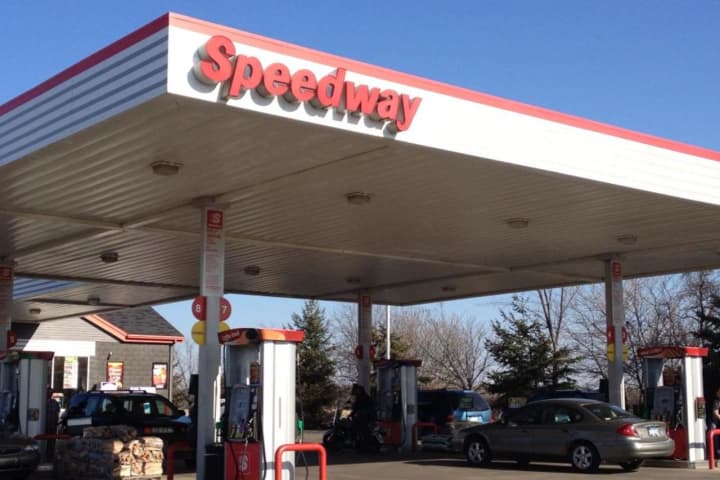 Highest Gas Prices In Years Expected For Area Motorists