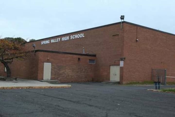 Police: Spring Valley HS Locked Down After Father Pepper Sprays Employees During Confrontation