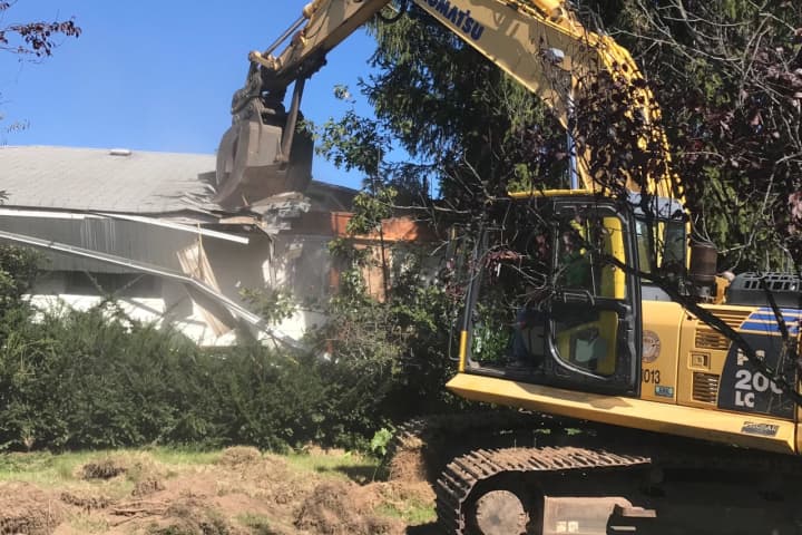Town Demolishes Long Island Zombie Home