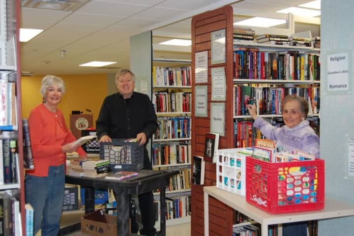 More Than 4,000 Books For Sale At Kent Library