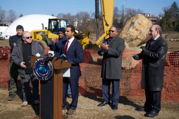 Mount Vernon Mayor Gives 'Industrial Strength Valentine' To Memorial Field