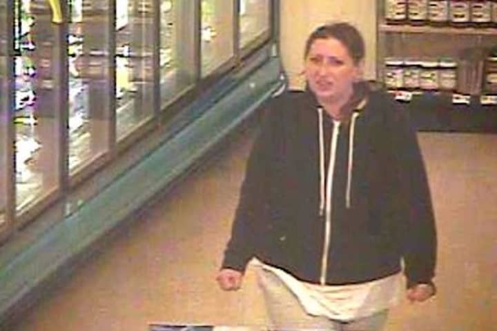 Police Seek To ID Woman Accused Of Stealing Groceries From Islandia Stop & Shop