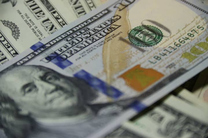 Long Island Financial Advisor Admits To $3M Bank Loan Scheme