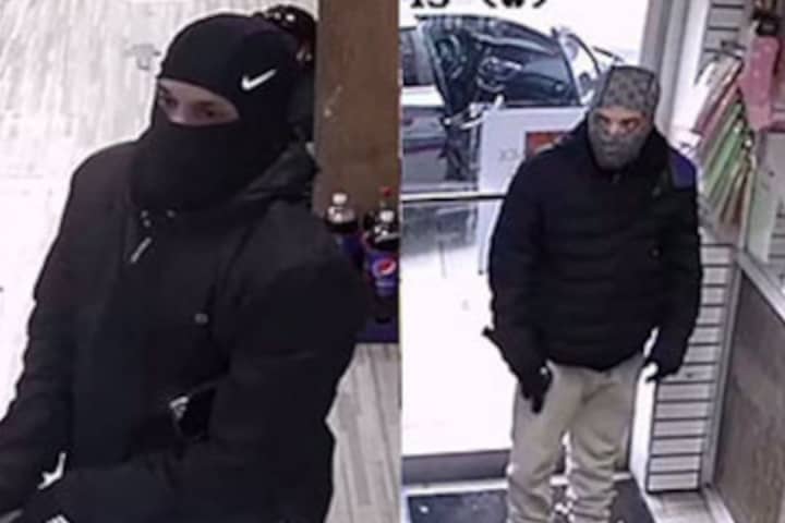 VIDEO: Shoppers Held At Gunpoint In Chilling Philly Robbery