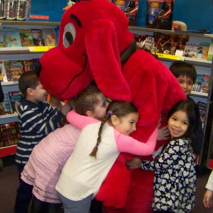 Clifford the Big Red Dog made an appearance at the Scholastic Book Fair held recently at Visitation Academy.
