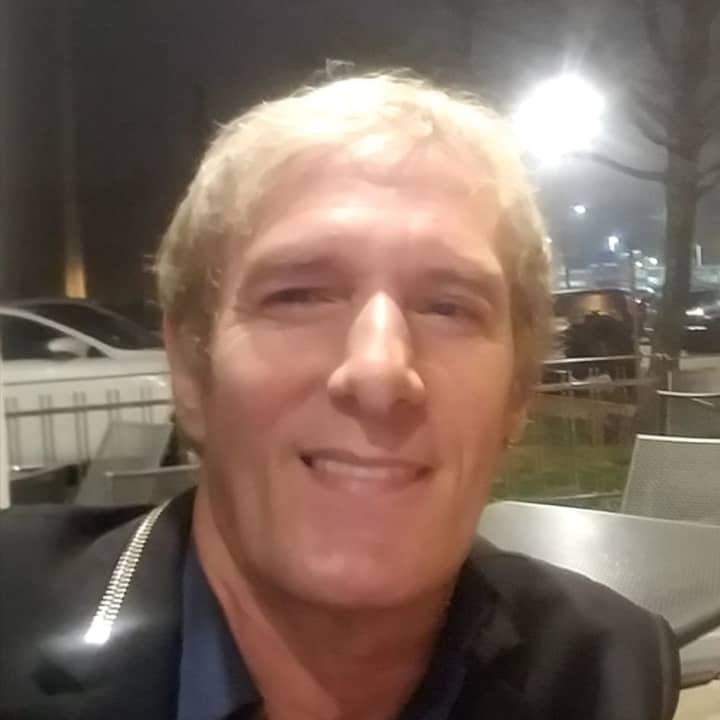 Michael Bolton at 55 Wine Bar &amp; Wood Grille in Fairfield.