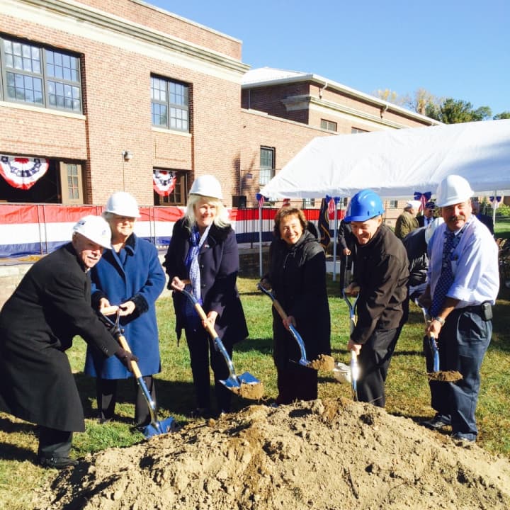 Officials break ground at VA Hudson Valley Health Care System’s Montrose Campus for renovations that include upgrades to an indoor therapy pool.