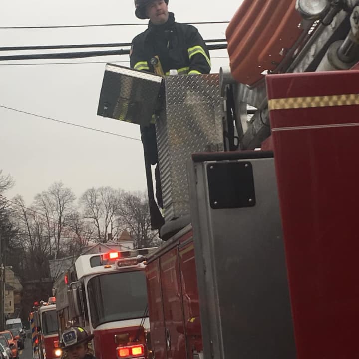 Firefighters in Peekskill quickly had a structure fire extinguished on Tuesday.