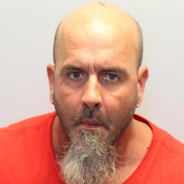 Standoff Maryland Gunman Shoots At Deputies, Into Neighbor's Home