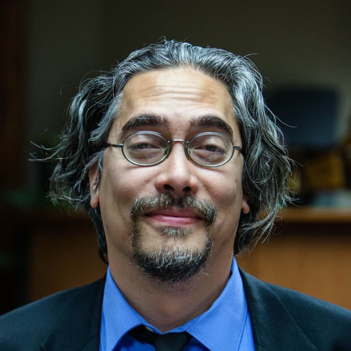 Author Nick Bruel will visit with Mahwah students.