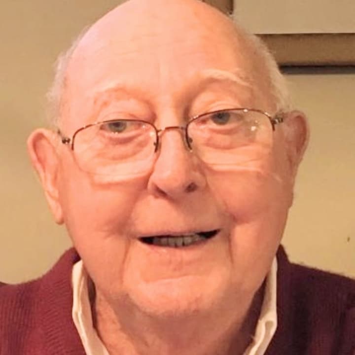Longtime educator John Ernest Finch has died.