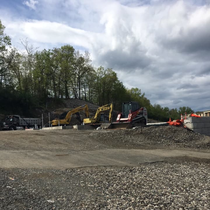 A Popeyes is under construction on Newtown Road in Danbury, on the same site as a new Texas Roadhouse, an AFC Urgent Care and Aspen Dental.