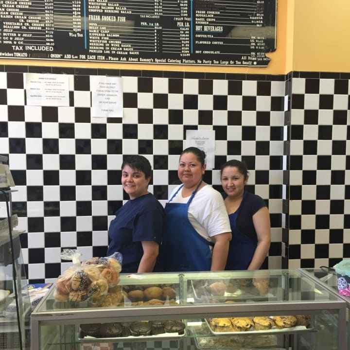 The gals behind the counter at Sammy&#x27;s New York Bagels in Scarsdale.