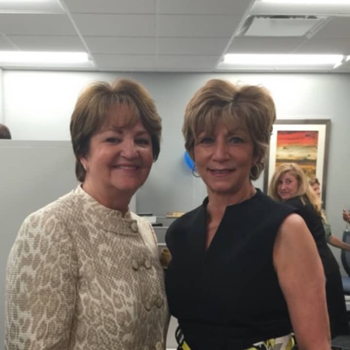 Louise Colonna, the branch office manager for Coldwell Banker in White Plains, meets Cathleen Smith, the President of Coldwell Banker in Westchester County and Connecticut. 
