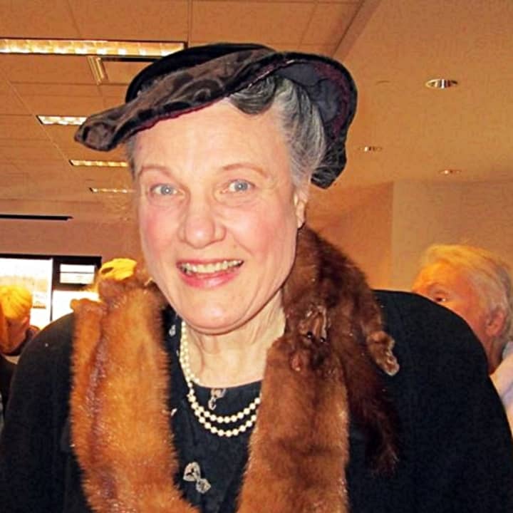 Linda Kenyon, as Eleanor Roosevelt, will bring a taste of history next Monday.