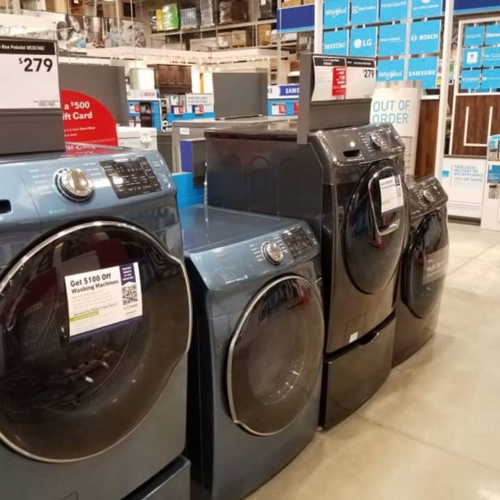 Look for the SUEZ rebate sign on qualifying washing machines and get an instant $100 rebate at Lowe’s in Orangeburg or Nanuet. In-store rebates are also available on WaterSense toilets ($75) and showerheads ($15).