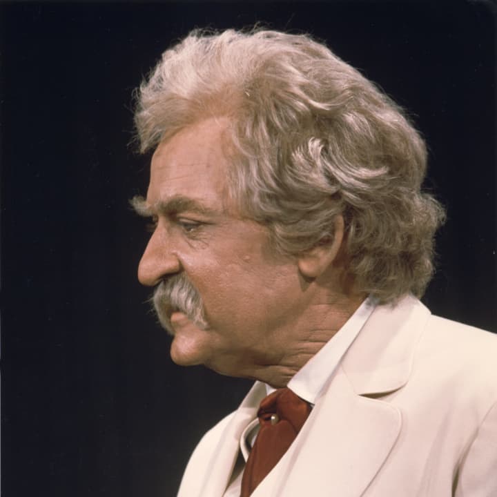 Hal Holbrook will perform in Mark Twain Tonight! at The Palace Theater in Stamford Sept. 26. 