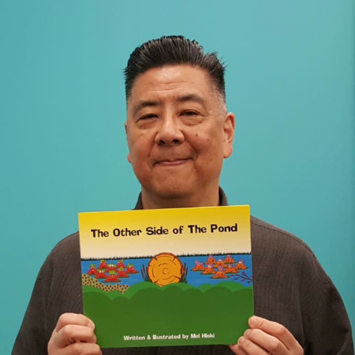 Mel Hioki will read his book &quot;The Other Side of the Pond.&quot;